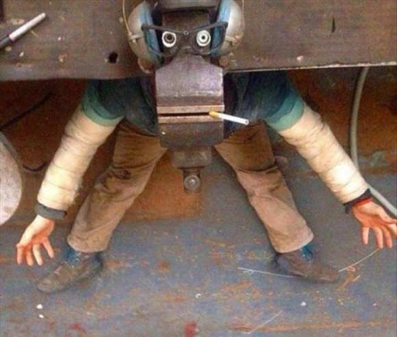 Amikor nincs meló a műhelyben...