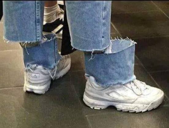 Amikor az összes nadrágodat levágtad nyáron...