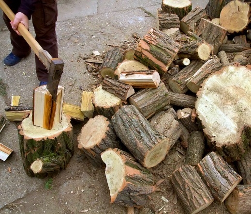 Facebookon kurv@ nagy a barátság!