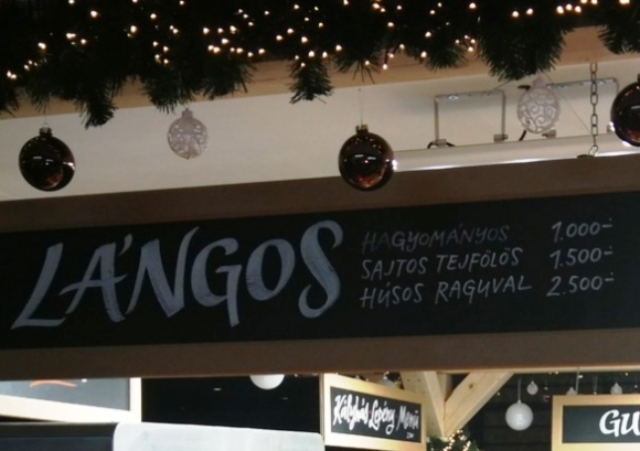 Péntektől Adventi vásár a pesti Vörösmarty téren - Mutatjuk az árakat 