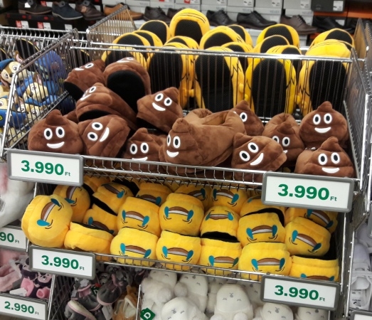 Egyik olvasónk ma a miskolci Deichman-ban járt