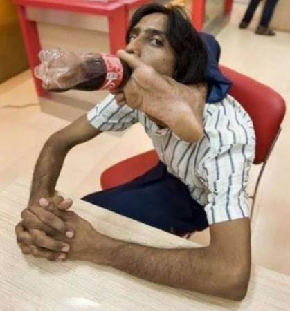 Lazíts kólával ebéd után...