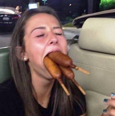 Nézd már, a kis mohó