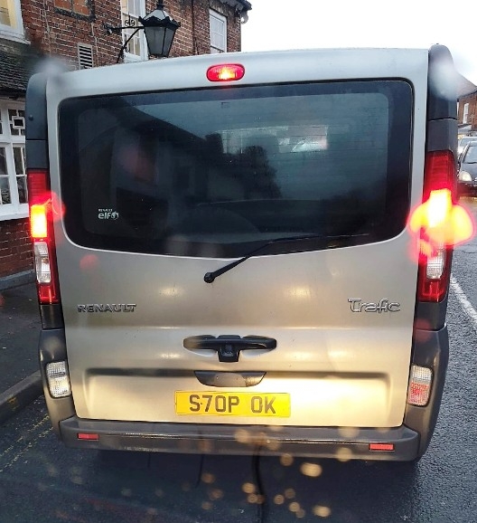 Egy rendszám, amit mi magyarok megmosolygunk