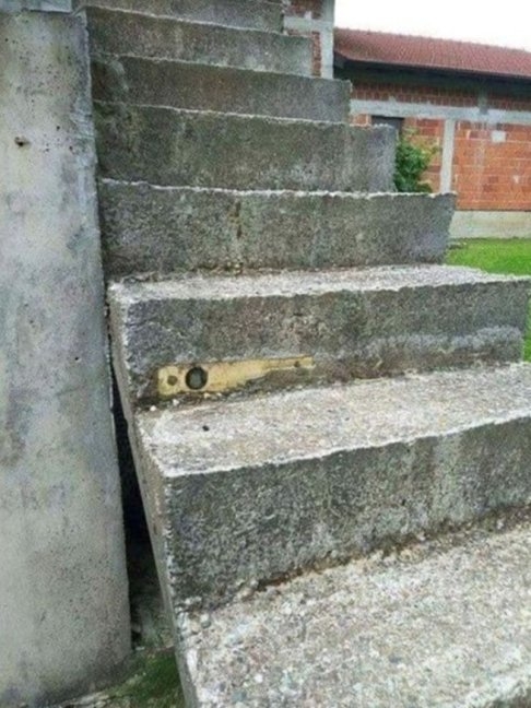  Józsi, nem láttad a vízmértéket?