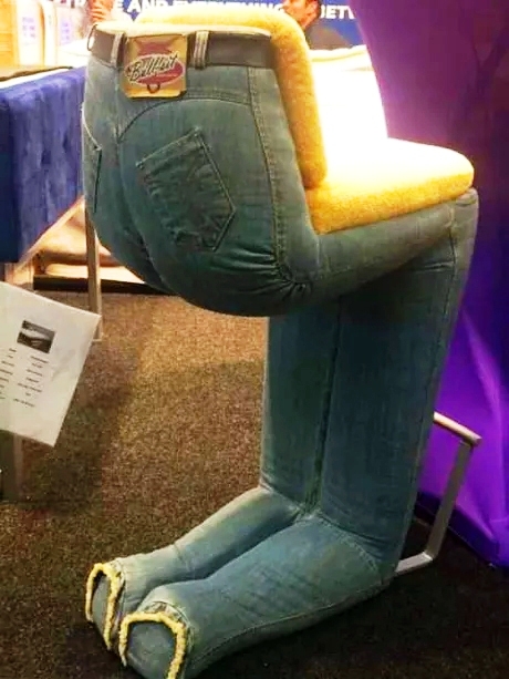 Egy érdekes szék...