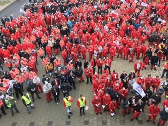 Sztrájk - Egy teljes hétre leállt a munka a győri Audinál