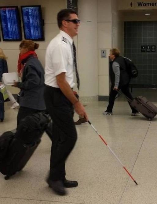 Egy vicces kedvű repülőgép pilóta