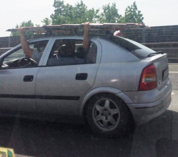 Eközben az M0-áson...