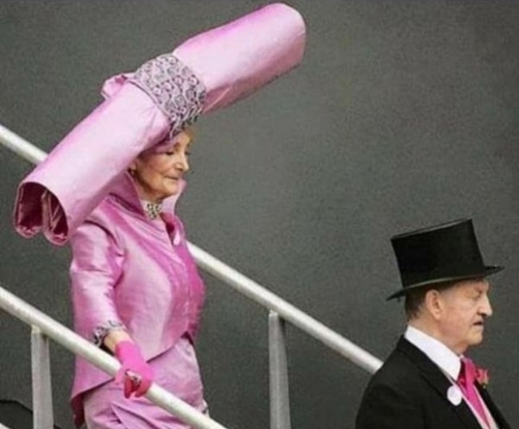 Amikor 5-re egy koktélpartira vagy hivatalos, 