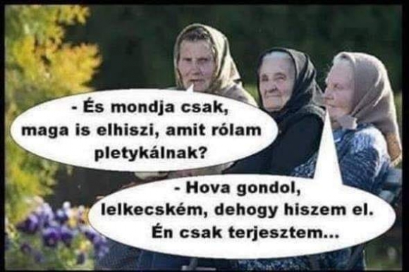 Nyugdíjas mamókák beszélgetnek