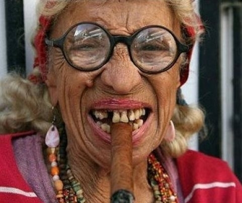 Péntek van b@szki, adj egy csókot!