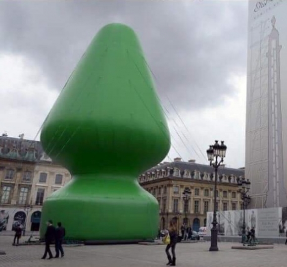 Karácsonyfa Párizsban