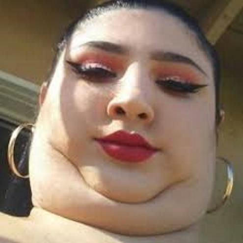 Amikor kikerázod magad, hátha hív valaki videó chaten...