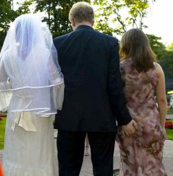 Amikor az utolsó pillanatban, még harapsz eggyet a szeretődbe