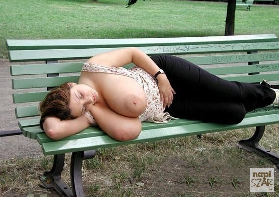 A jó pálinka olyan, mint a női mell