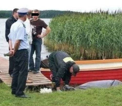 Uram, miért nem mentette meg a feleségét, amikor fulladozott?