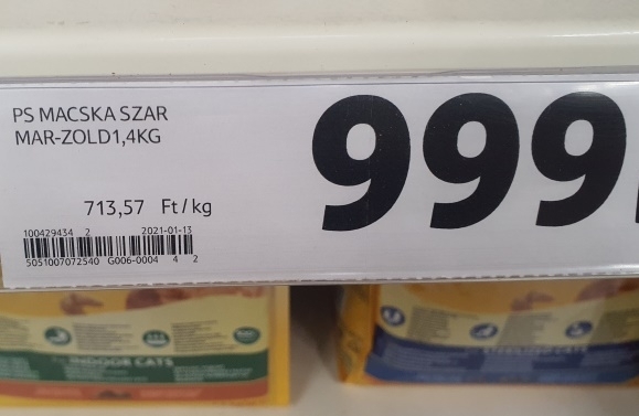 Eközben a Tescoban