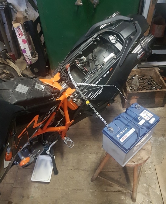 KTM bikázás