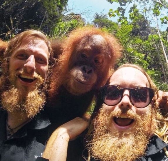 Összejött a rokonság egy szelfi erejéig