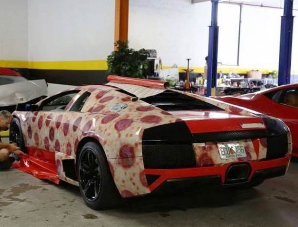 Szupergyors pizzafutár