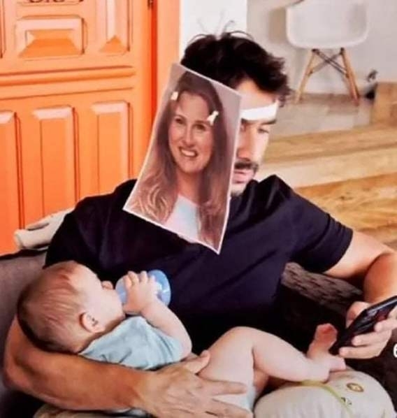 Csak anyával hajlandó