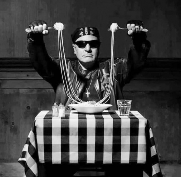 Már nagyon menne az öreg