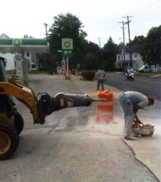 Emberünk hamarosan anális örömökben fog részesülni