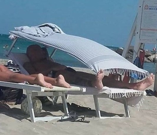 Nem akart napernyőre költeni