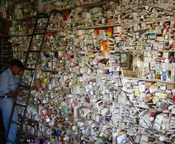 Indiai gyógyszertár 