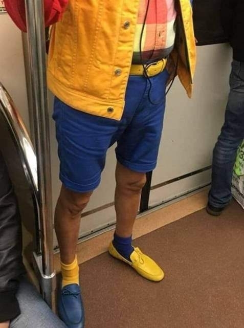 Ma metróval utazott a helyi divatdiktátor