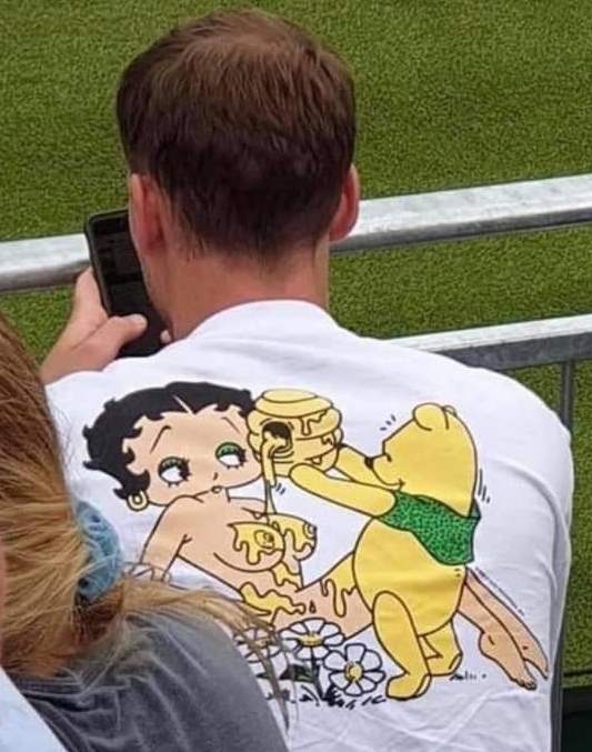 Ejnye-bejnye Micimackó!