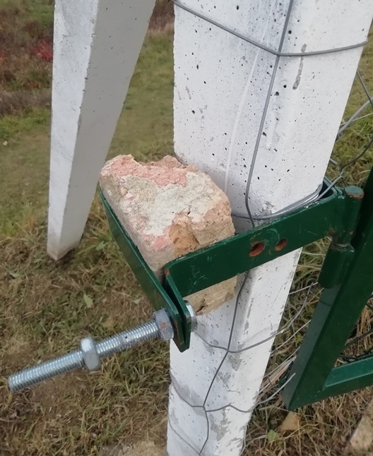 Főnök, nagy a pánt! Most mit csináljunk?