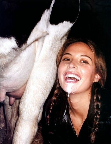 Megkívánt egy kis tejet a bébit