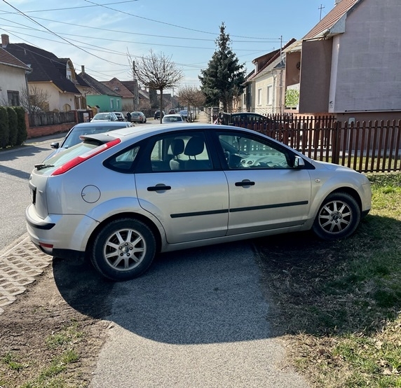 Parasztparkoló rovatunk ma Győrből jelentkezik