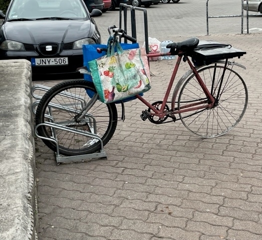 A Sparba érkező úr, kimaxolta a gumikopást