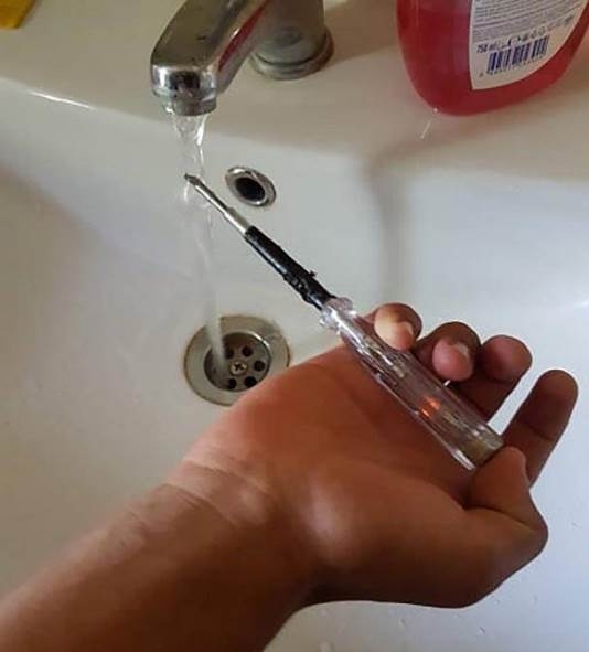 Nem vagyok szakember, de itt valami szerintem nem oké