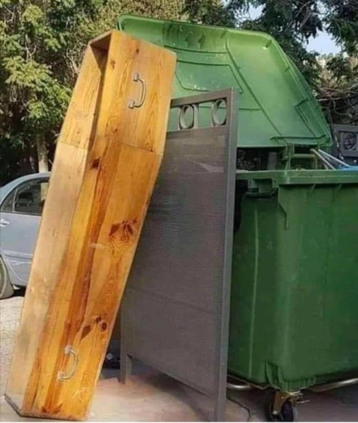 Itt valaki vagy meggyógyult, vagy meggondolta magát