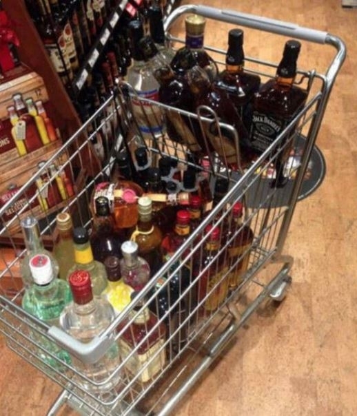 A vásárolt alkoholmennyiséget elnézve, itt komoly buli van készülőben