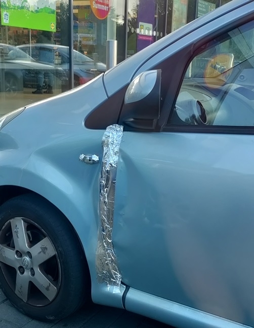 Szerintem a sebtapasz jobb