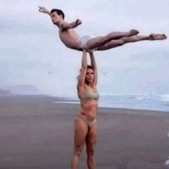 Amikor az asszony edzeni jár, te meg balettra