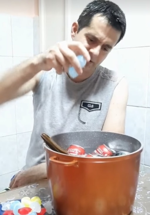 Készül a sörleves