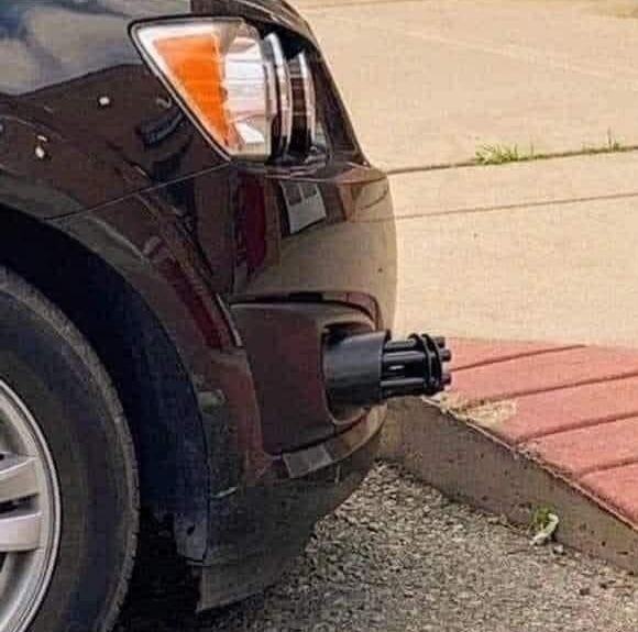 Kíváncsi lennék a vezetőoldali felszereltségre is