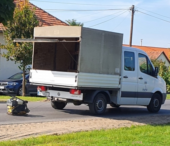 Útépítés folyik?