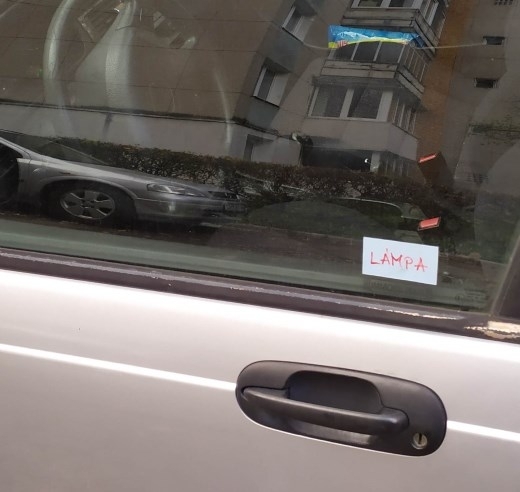 Ha már harmadszor kell bebikázni, mert az asszony úgy hagyta a lámpát