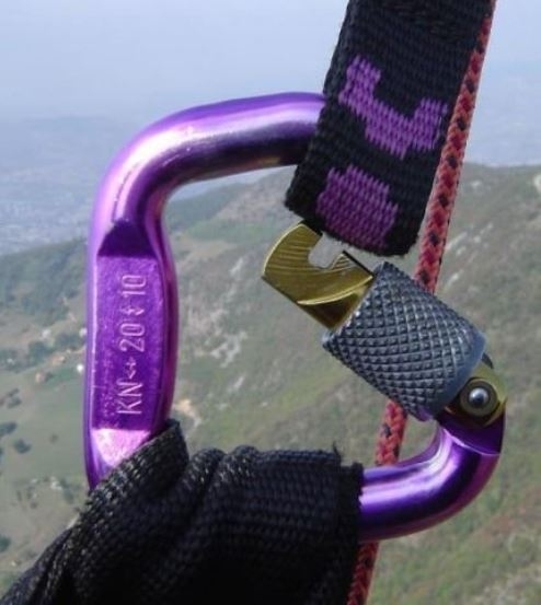 Reméljük emberünk túlélte 