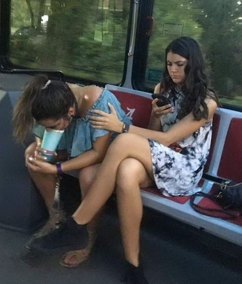 Elmenni egy buliba nem nagy dolog