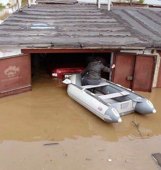 Vízkáros autó, ár alatt eladó!