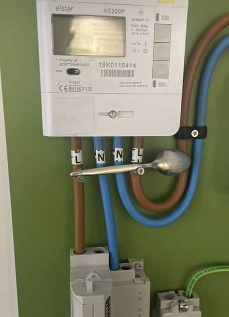 Villanyóra blokkolás - Rosszul csinálod!