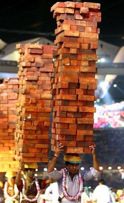 Ha panaszkodnál, hogy sz@r a melód